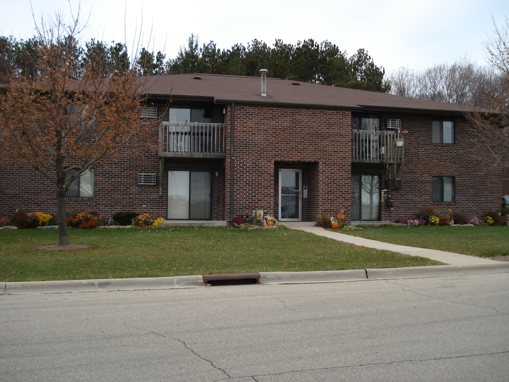 Jefferson Terrace Apartments | Bieck Management